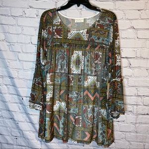 Green Sheer Aztec Design Shirt with Belle sleeves Size 3X